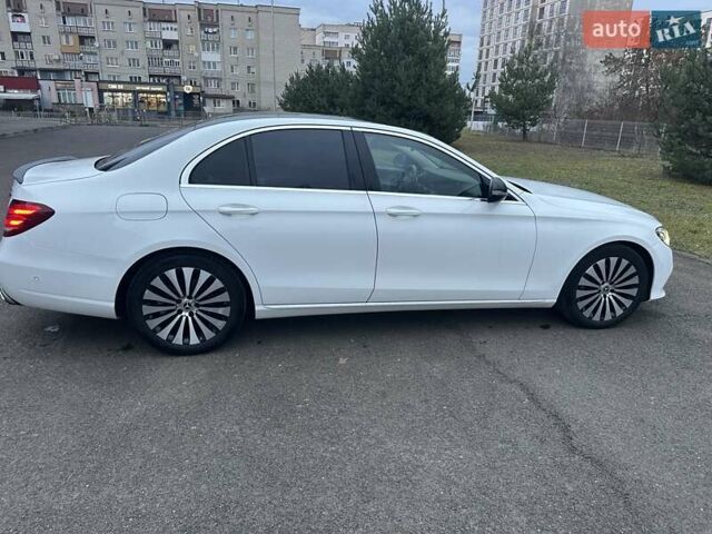 Белый Мерседес Е-Класс, объемом двигателя 1.99 л и пробегом 162 тыс. км за 27800 $, фото 38 на Automoto.ua