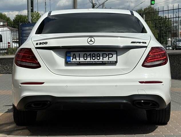 Белый Мерседес Е-Класс, объемом двигателя 1.99 л и пробегом 99 тыс. км за 29700 $, фото 23 на Automoto.ua