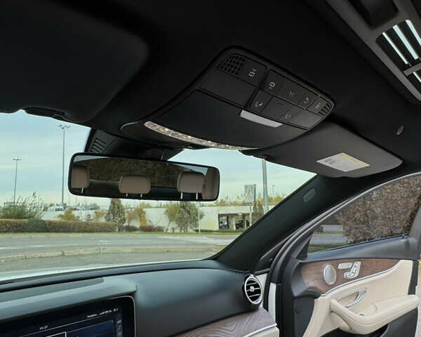 Білий Мерседес Е-Клас, об'ємом двигуна 1.99 л та пробігом 160 тис. км за 30900 $, фото 12 на Automoto.ua