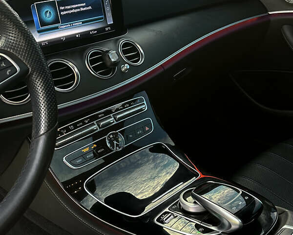 Білий Мерседес Е-Клас, об'ємом двигуна 1.99 л та пробігом 65 тис. км за 27499 $, фото 13 на Automoto.ua