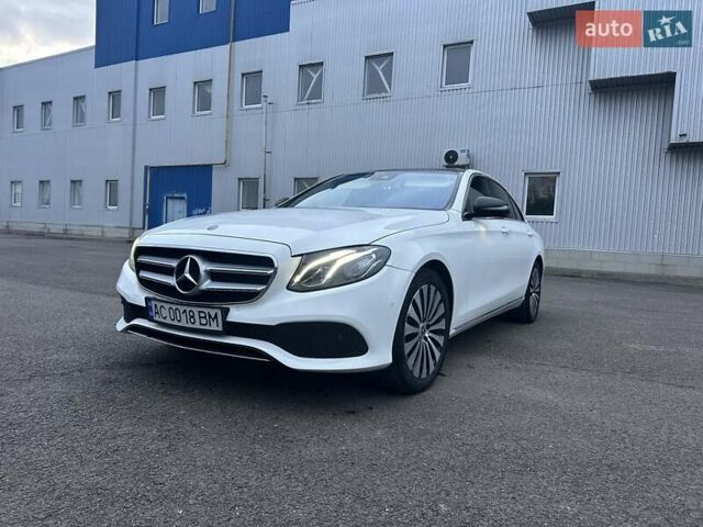 Белый Мерседес Е-Класс, объемом двигателя 1.99 л и пробегом 162 тыс. км за 27800 $, фото 33 на Automoto.ua