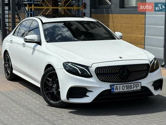 Белый Мерседес Е-Класс, объемом двигателя 1.99 л и пробегом 99 тыс. км за 29700 $, фото 11 на Automoto.ua