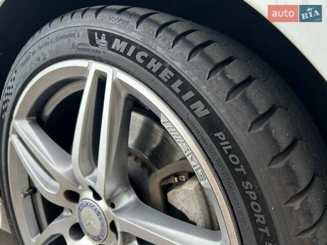 Білий Мерседес Е-Клас, об'ємом двигуна 3 л та пробігом 86 тис. км за 35990 $, фото 7 на Automoto.ua