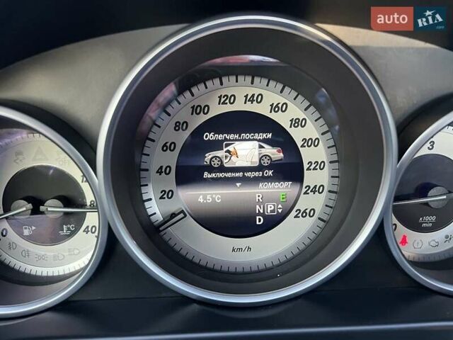 Белый Мерседес Е-Класс, объемом двигателя 2.14 л и пробегом 219 тыс. км за 19400 $, фото 59 на Automoto.ua