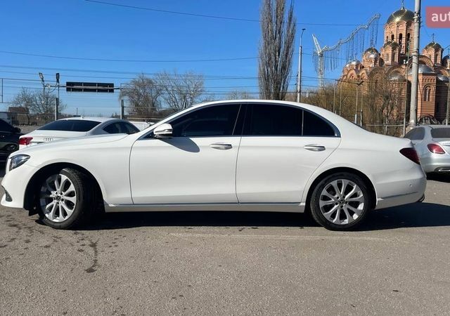 Білий Мерседес Е-Клас, об'ємом двигуна 1.9 л та пробігом 79 тис. км за 29900 $, фото 1 на Automoto.ua