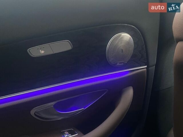 Білий Мерседес Е-Клас, об'ємом двигуна 1.95 л та пробігом 129 тис. км за 27000 $, фото 32 на Automoto.ua