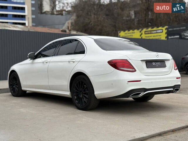 Білий Мерседес Е-Клас, об'ємом двигуна 1.95 л та пробігом 124 тис. км за 27000 $, фото 5 на Automoto.ua