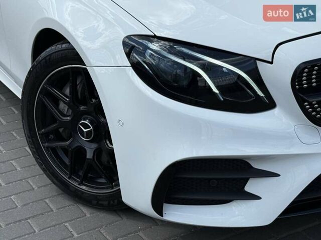 Белый Мерседес Е-Класс, объемом двигателя 1.99 л и пробегом 99 тыс. км за 29700 $, фото 16 на Automoto.ua