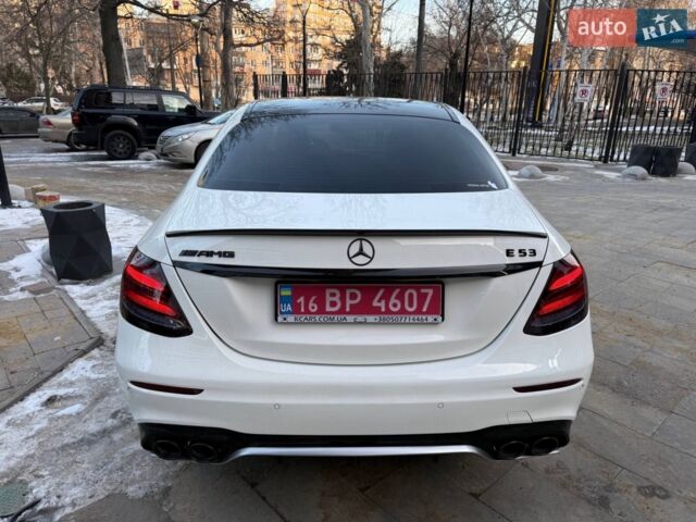 Белый Мерседес Е-Класс, объемом двигателя 1.95 л и пробегом 154 тыс. км за 27000 $, фото 8 на Automoto.ua