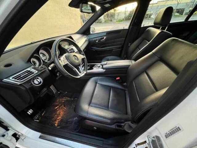 Белый Мерседес Е-Класс, объемом двигателя 3.5 л и пробегом 46 тыс. км за 5800 $, фото 3 на Automoto.ua