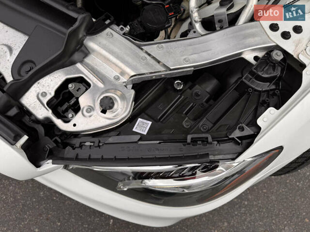 Білий Мерседес Е-Клас, об'ємом двигуна 1.99 л та пробігом 141 тис. км за 26950 $, фото 70 на Automoto.ua