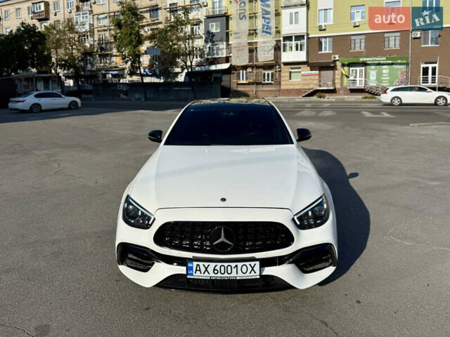Мерседес Е-Класс 2017 в Харькове на Automoto.ua Белый Мерседес Е-Класс, объемом двигателя 3 л и пробегом 108 тыс. км за 37000 $, фото 4 на Automoto.ua