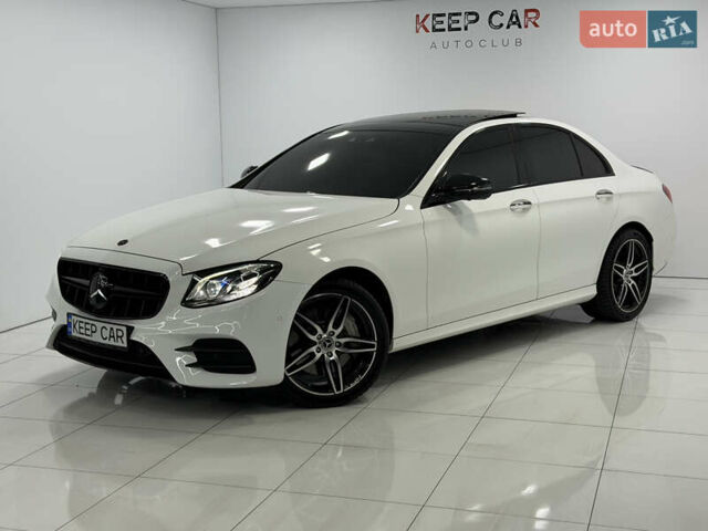 Білий Мерседес Е-Клас, об'ємом двигуна 3 л та пробігом 188 тис. км за 31500 $, фото 1 на Automoto.ua