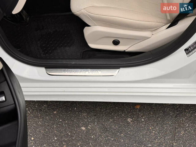 Білий Мерседес Е-Клас, об'ємом двигуна 1.99 л та пробігом 141 тис. км за 26950 $, фото 31 на Automoto.ua