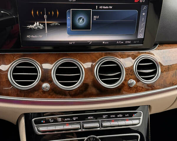 Білий Мерседес Е-Клас, об'ємом двигуна 1.99 л та пробігом 141 тис. км за 26950 $, фото 41 на Automoto.ua