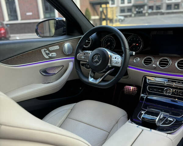 Білий Мерседес Е-Клас, об'ємом двигуна 3 л та пробігом 68 тис. км за 31600 $, фото 8 на Automoto.ua