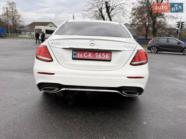 Білий Мерседес Е-Клас, об'ємом двигуна 1.99 л та пробігом 141 тис. км за 26950 $, фото 7 на Automoto.ua