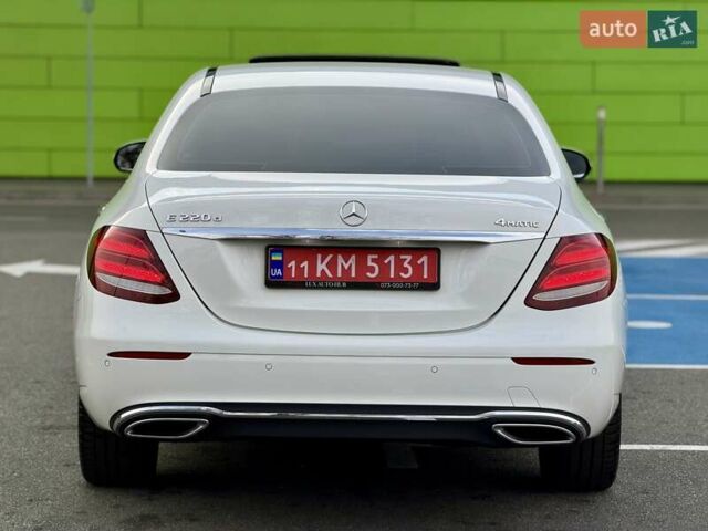 Белый Мерседес Е-Класс, объемом двигателя 1.95 л и пробегом 99 тыс. км за 31900 $, фото 19 на Automoto.ua