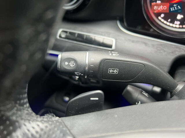 Белый Мерседес Е-Класс, объемом двигателя 1.95 л и пробегом 125 тыс. км за 28500 $, фото 28 на Automoto.ua