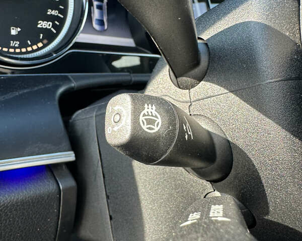 Белый Мерседес Е-Класс, объемом двигателя 2 л и пробегом 94 тыс. км за 34999 $, фото 17 на Automoto.ua