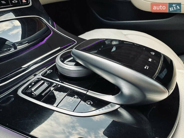 Белый Мерседес Е-Класс, объемом двигателя 2 л и пробегом 52 тыс. км за 33000 $, фото 22 на Automoto.ua