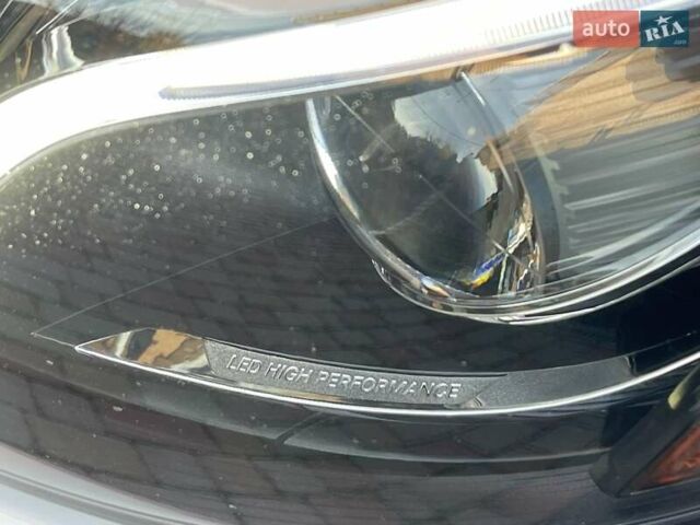 Білий Мерседес Е-Клас, об'ємом двигуна 1.99 л та пробігом 74 тис. км за 30000 $, фото 12 на Automoto.ua