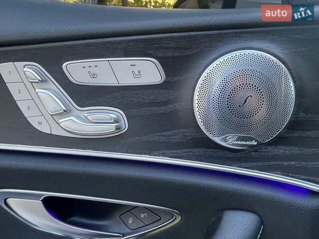 Білий Мерседес Е-Клас, об'ємом двигуна 1.99 л та пробігом 74 тис. км за 30000 $, фото 26 на Automoto.ua