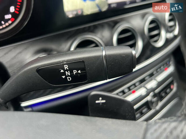 Белый Мерседес Е-Класс, объемом двигателя 1.95 л и пробегом 125 тыс. км за 28500 $, фото 29 на Automoto.ua