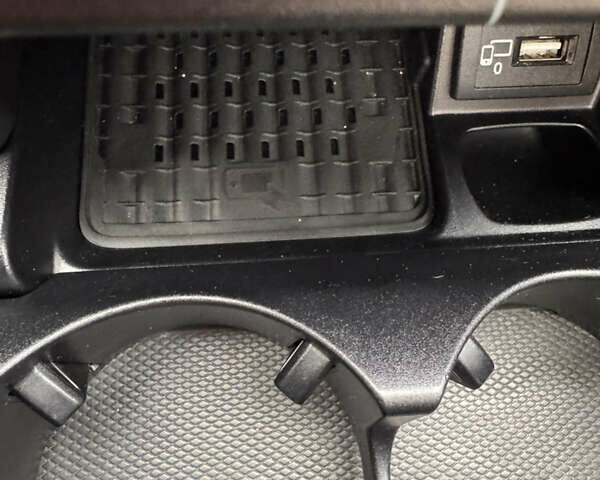 Білий Мерседес Е-Клас, об'ємом двигуна 1.99 л та пробігом 141 тис. км за 26950 $, фото 73 на Automoto.ua