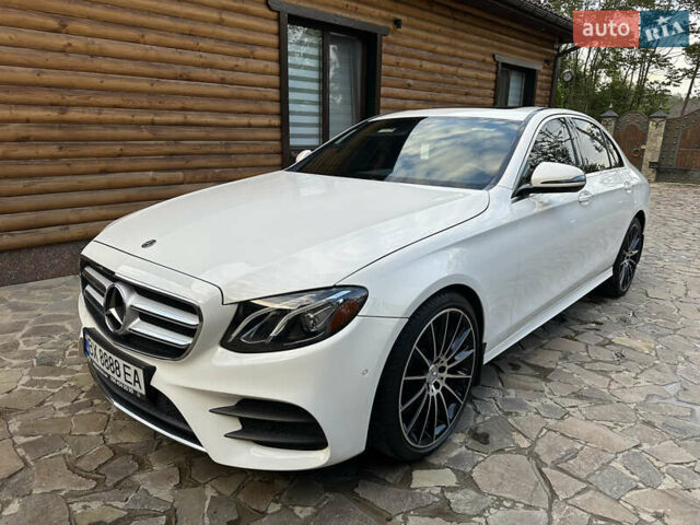Белый Мерседес Е-Класс, объемом двигателя 2 л и пробегом 52 тыс. км за 33000 $, фото 10 на Automoto.ua