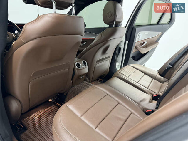 Білий Мерседес Е-Клас, об'ємом двигуна 3 л та пробігом 188 тис. км за 31500 $, фото 24 на Automoto.ua