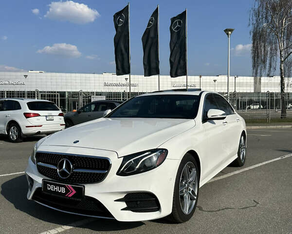 Білий Мерседес Е-Клас, об'ємом двигуна 1.99 л та пробігом 94 тис. км за 30777 $, фото 3 на Automoto.ua