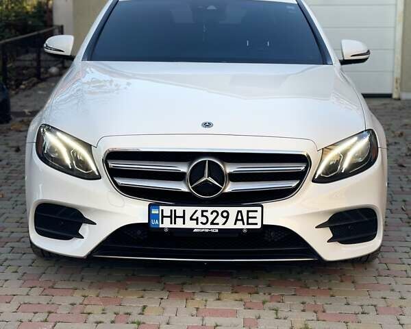 Білий Мерседес Е-Клас, об'ємом двигуна 1.99 л та пробігом 74 тис. км за 30000 $, фото 7 на Automoto.ua