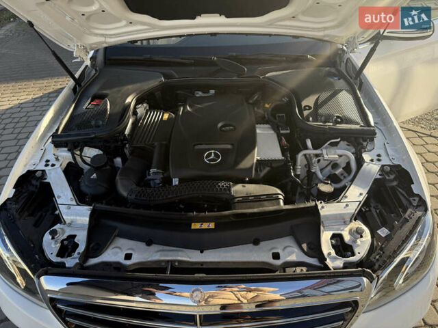 Белый Мерседес Е-Класс, объемом двигателя 2 л и пробегом 85 тыс. км за 22500 $, фото 20 на Automoto.ua