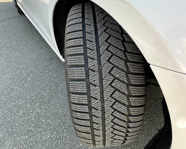 Білий Мерседес Е-Клас, об'ємом двигуна 1.99 л та пробігом 94 тис. км за 30777 $, фото 20 на Automoto.ua