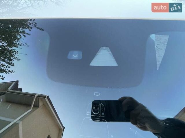 Білий Мерседес Е-Клас, об'ємом двигуна 1.99 л та пробігом 74 тис. км за 30000 $, фото 34 на Automoto.ua