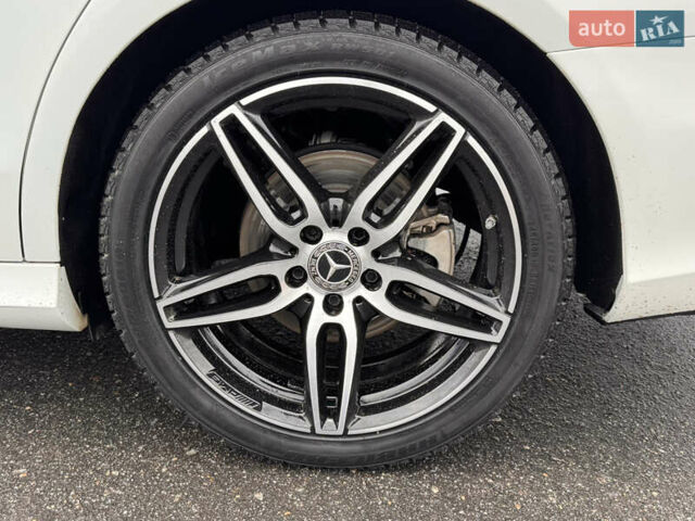 Білий Мерседес Е-Клас, об'ємом двигуна 1.99 л та пробігом 141 тис. км за 26950 $, фото 19 на Automoto.ua