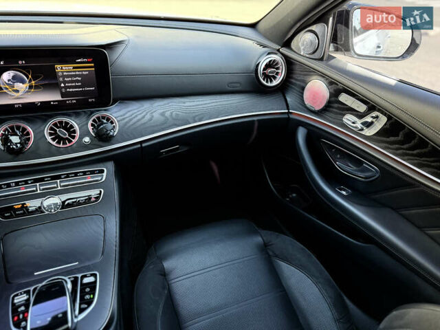 Мерседес Е-Класс 2017 в Харькове на Automoto.ua Белый Мерседес Е-Класс, объемом двигателя 3 л и пробегом 108 тыс. км за 37000 $, фото 16 на Automoto.ua