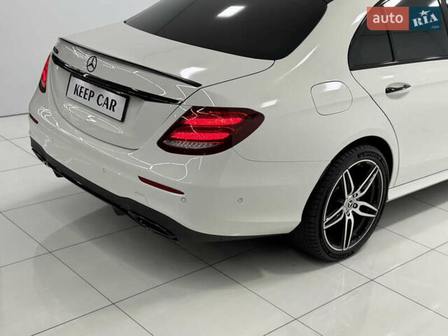 Білий Мерседес Е-Клас, об'ємом двигуна 3 л та пробігом 188 тис. км за 31500 $, фото 13 на Automoto.ua