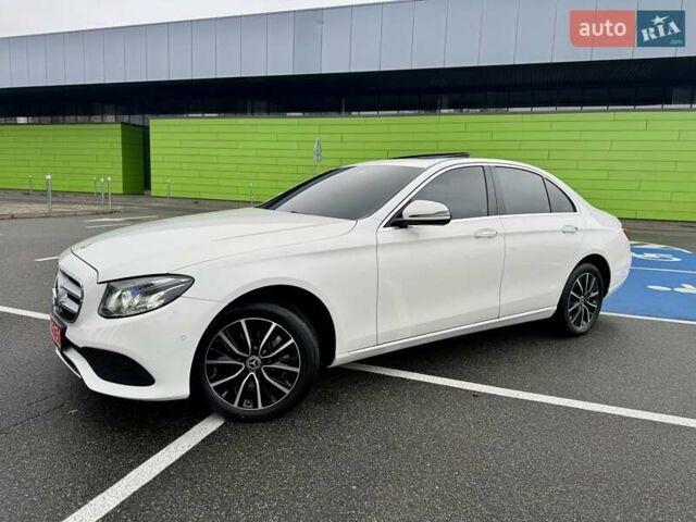 Білий Мерседес Е-Клас, об'ємом двигуна 1.95 л та пробігом 99 тис. км за 31900 $, фото 3 на Automoto.ua