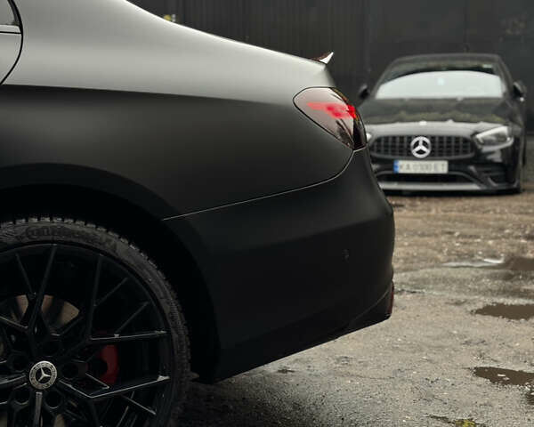 Белый Мерседес Е-Класс, объемом двигателя 2.99 л и пробегом 170 тыс. км за 41500 $, фото 12 на Automoto.ua