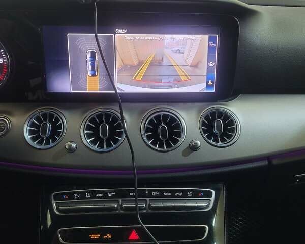Білий Мерседес Е-Клас, об'ємом двигуна 2 л та пробігом 213 тис. км за 18990 $, фото 9 на Automoto.ua