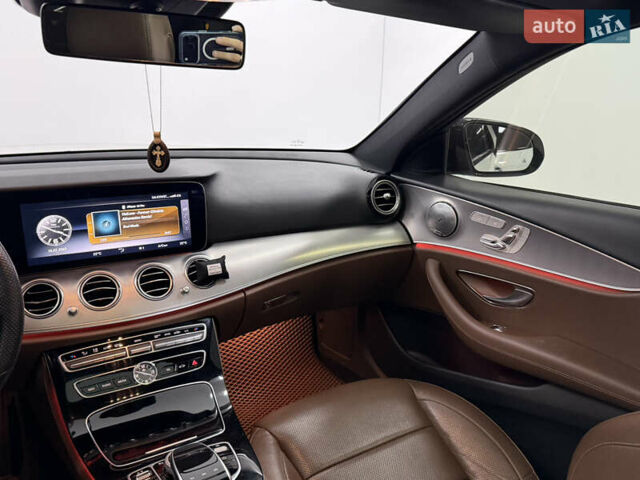 Білий Мерседес Е-Клас, об'ємом двигуна 3 л та пробігом 188 тис. км за 31500 $, фото 21 на Automoto.ua