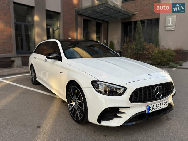Білий Мерседес Е-Клас, об'ємом двигуна 3 л та пробігом 68 тис. км за 31600 $, фото 5 на Automoto.ua