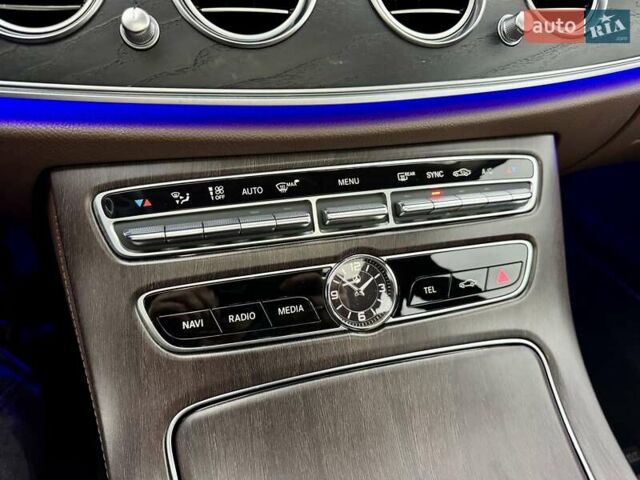 Білий Мерседес Е-Клас, об'ємом двигуна 1.95 л та пробігом 99 тис. км за 31900 $, фото 59 на Automoto.ua