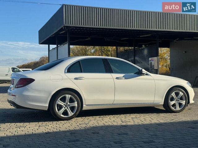 Білий Мерседес Е-Клас, об'ємом двигуна 1.95 л та пробігом 160 тис. км за 26900 $, фото 6 на Automoto.ua