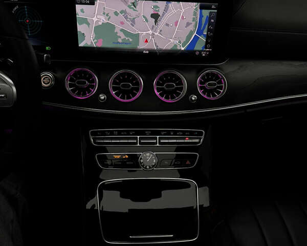 Белый Мерседес Е-Класс, объемом двигателя 2.99 л и пробегом 170 тыс. км за 41500 $, фото 37 на Automoto.ua