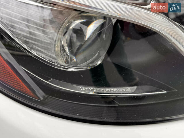 Білий Мерседес Е-Клас, об'ємом двигуна 1.99 л та пробігом 141 тис. км за 26950 $, фото 15 на Automoto.ua