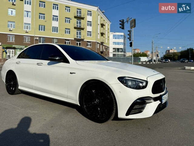 Мерседес Е-Класс 2017 в Харькове на Automoto.ua Белый Мерседес Е-Класс, объемом двигателя 3 л и пробегом 108 тыс. км за 37000 $, фото 6 на Automoto.ua