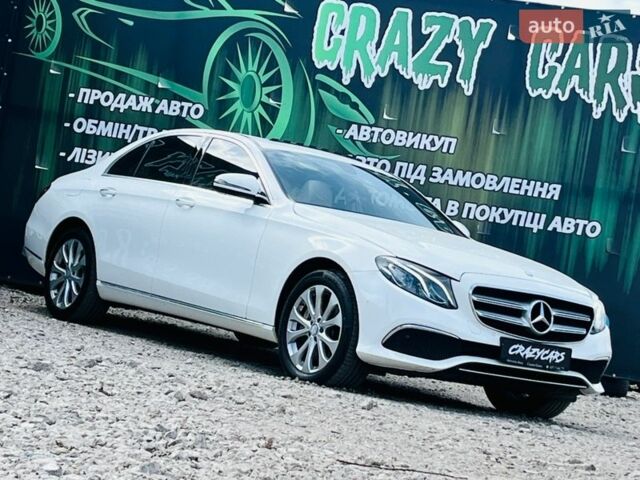 Белый Мерседес Е-Класс, объемом двигателя 1.99 л и пробегом 99 тыс. км за 35000 $, фото 4 на Automoto.ua